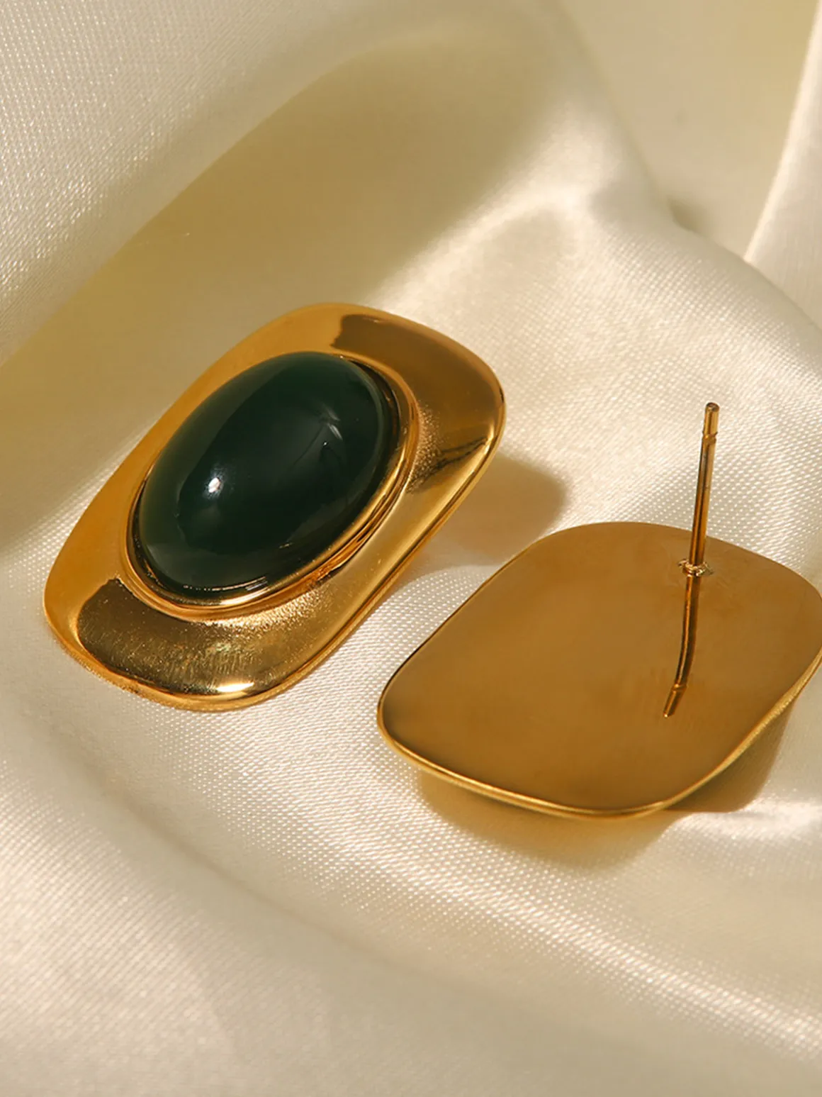 Vintage Cat Eye Stone Earrings