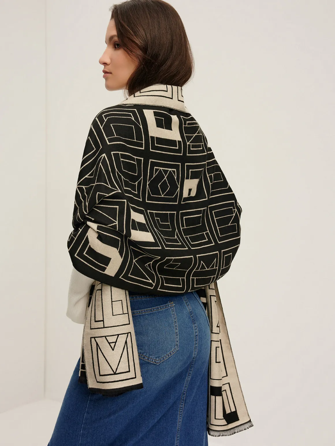 Vintage Two Tone  Letters Scarf