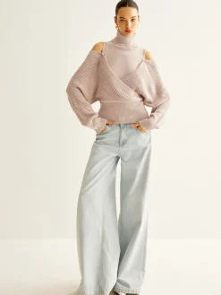 Wool-Blend Turtleneck Cinched Knit Top